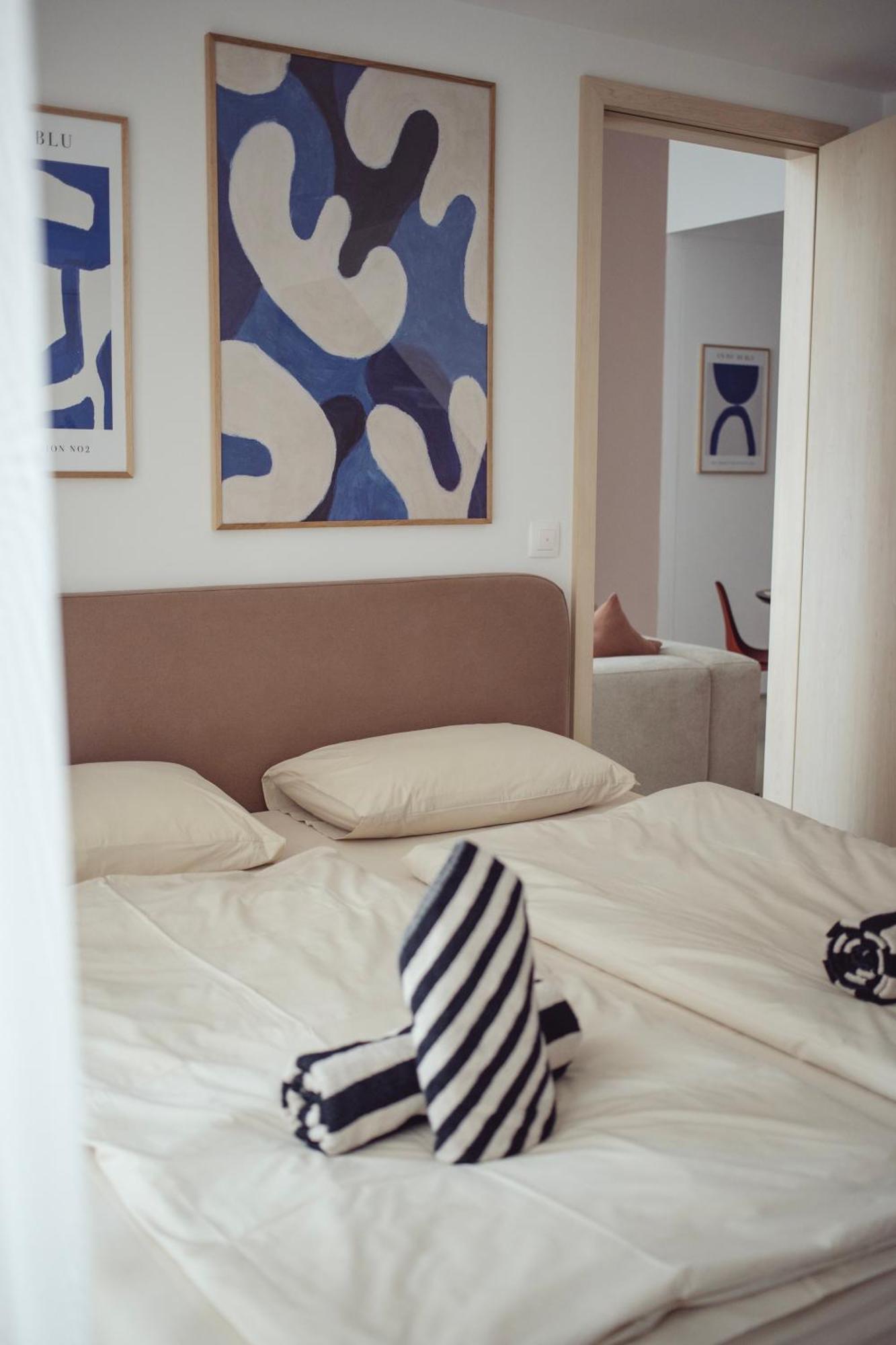 Premium Loft ǀ 2-bedrooms, Ac, 85 Sqm, Free Parking Bratislava